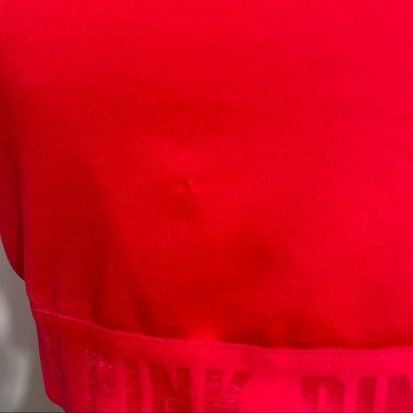 VS PINK Ultimate unlined sports bra. No pads but has pockets for them. L - Picture 5 of 8